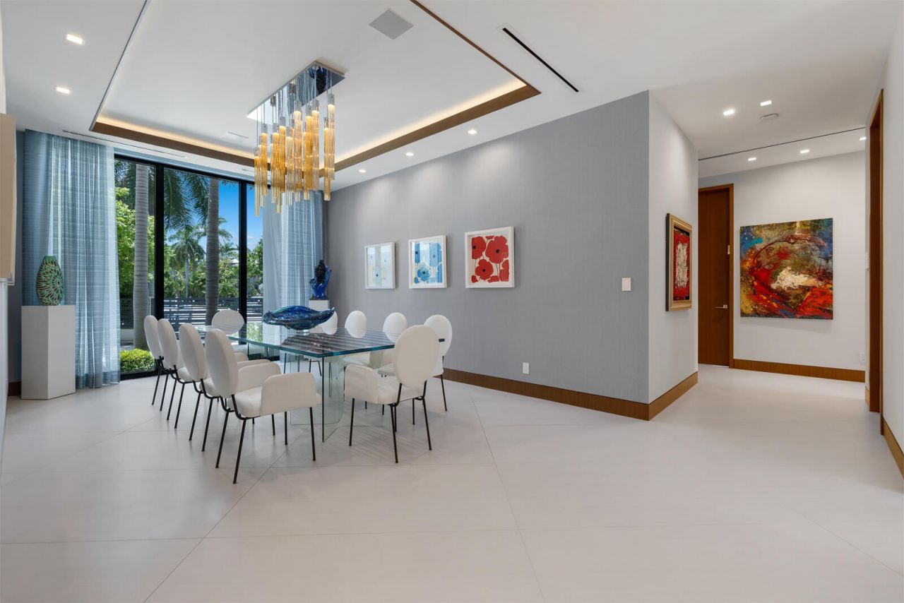 200 Fiesta Way, Fort Lauderdale, FL 33301 Photo