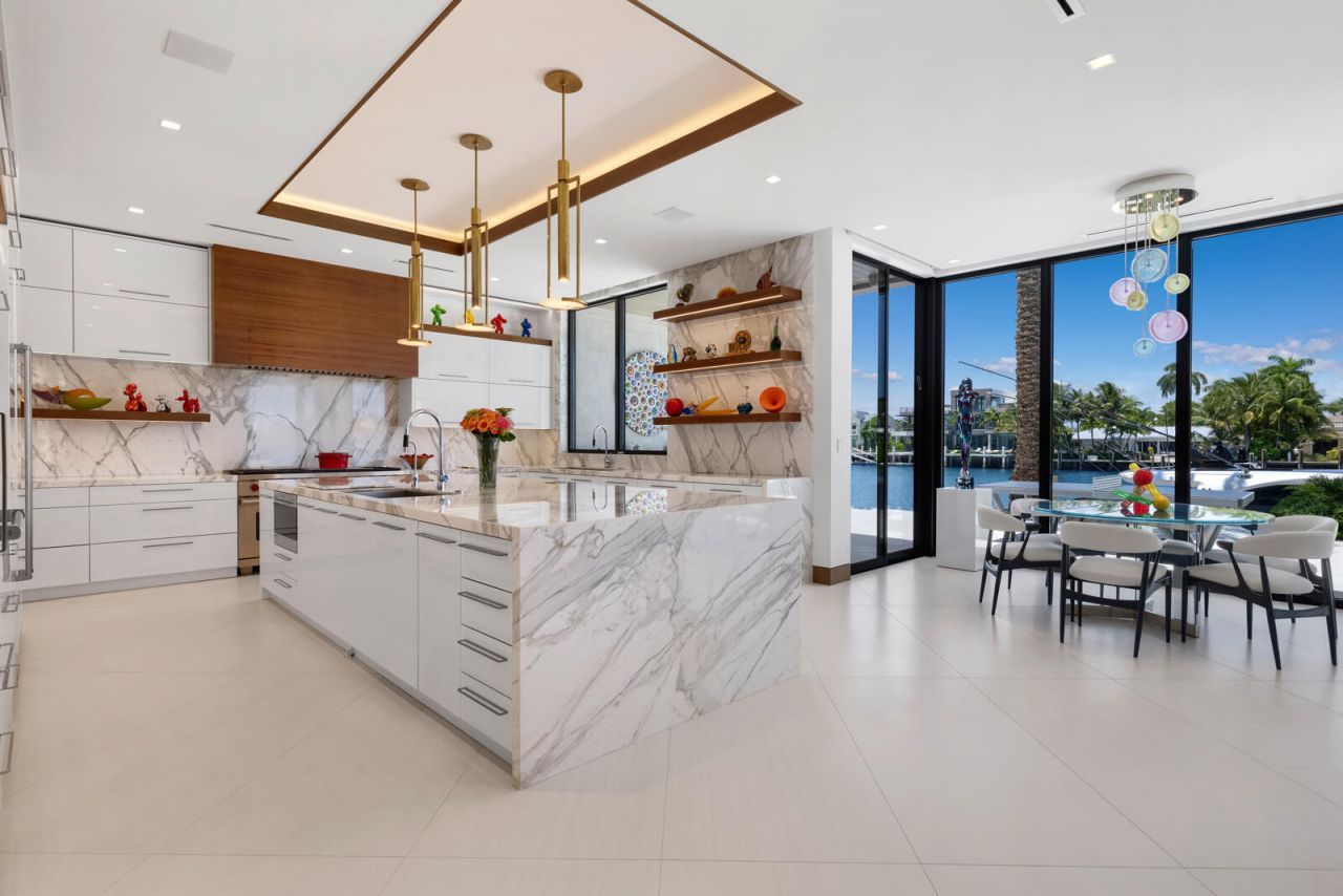 200 Fiesta Way, Fort Lauderdale, FL 33301 Photo