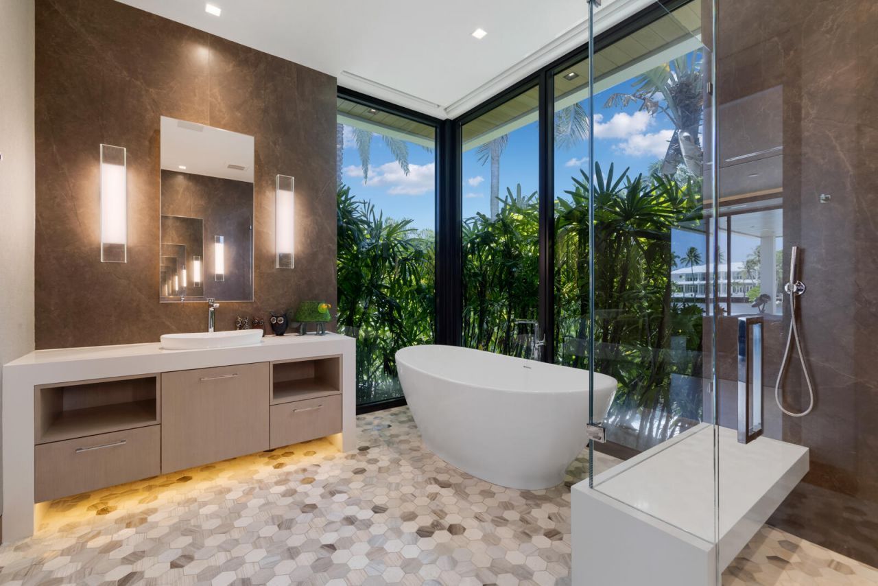 200 Fiesta Way, Fort Lauderdale, FL 33301 Photo