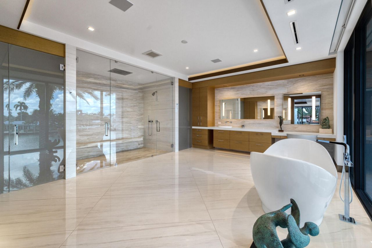 200 Fiesta Way, Fort Lauderdale, FL 33301 Photo