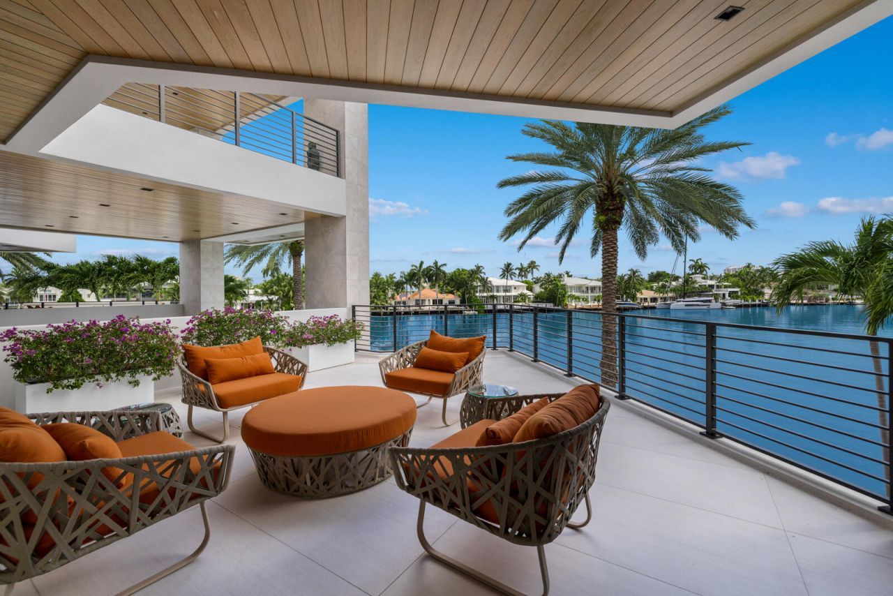 200 Fiesta Way, Fort Lauderdale, FL 33301 Photo