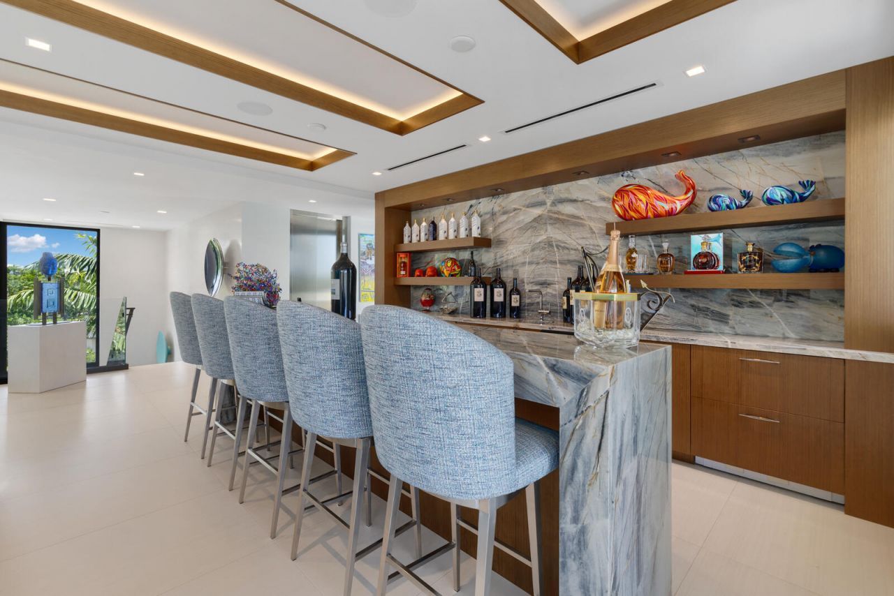 200 Fiesta Way, Fort Lauderdale, FL 33301 Photo
