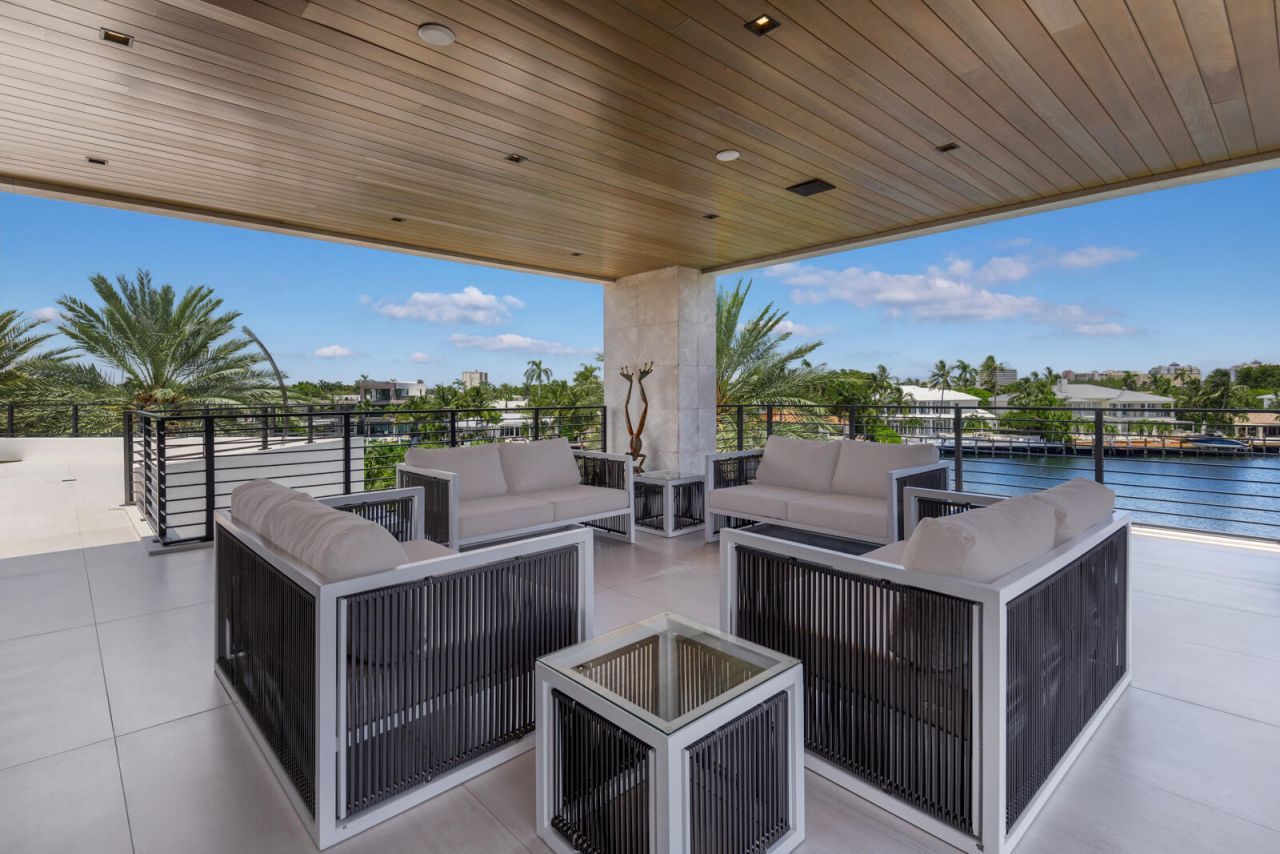 200 Fiesta Way, Fort Lauderdale, FL 33301 Photo