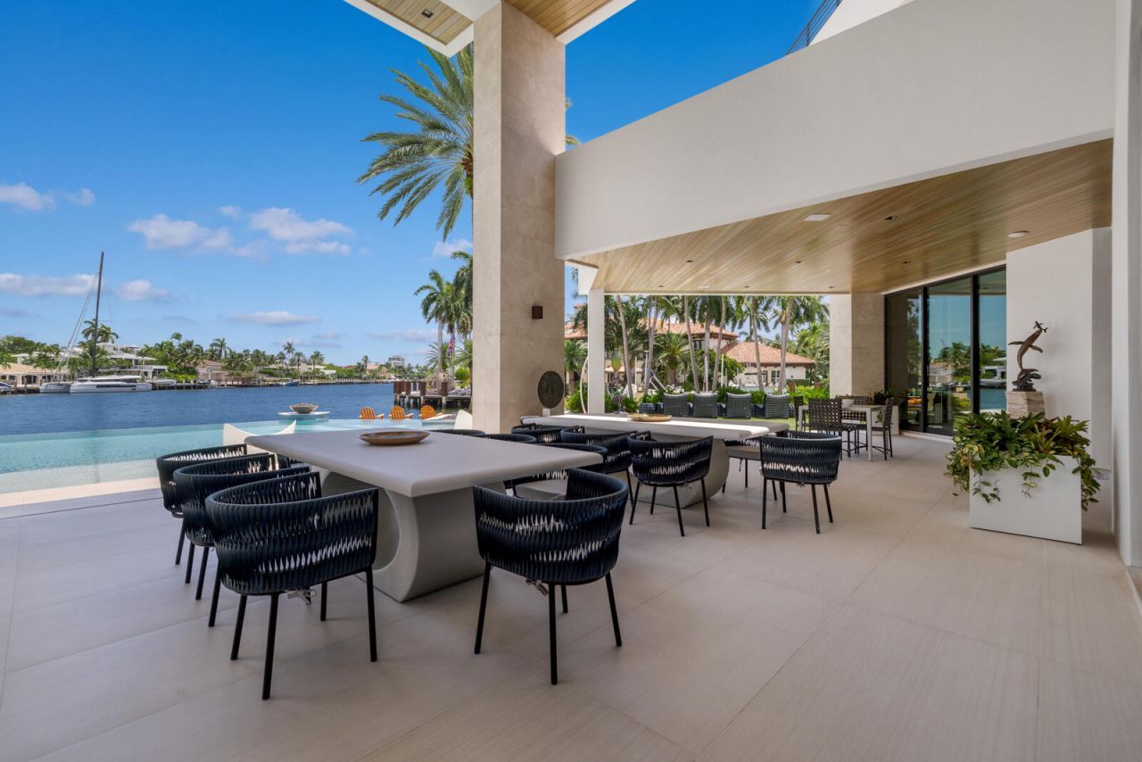 200 Fiesta Way, Fort Lauderdale, FL 33301 Photo