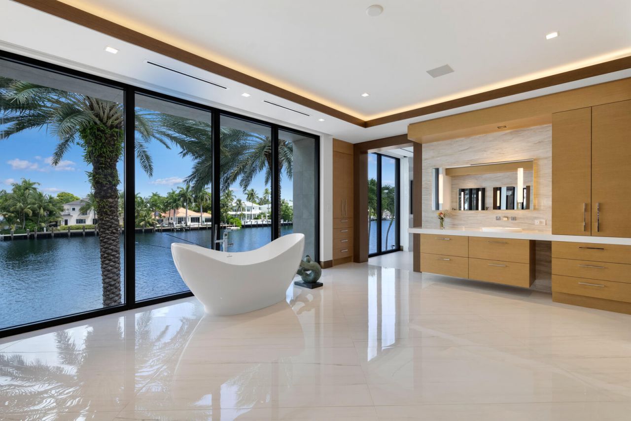 200 Fiesta Way, Fort Lauderdale, FL 33301 Photo