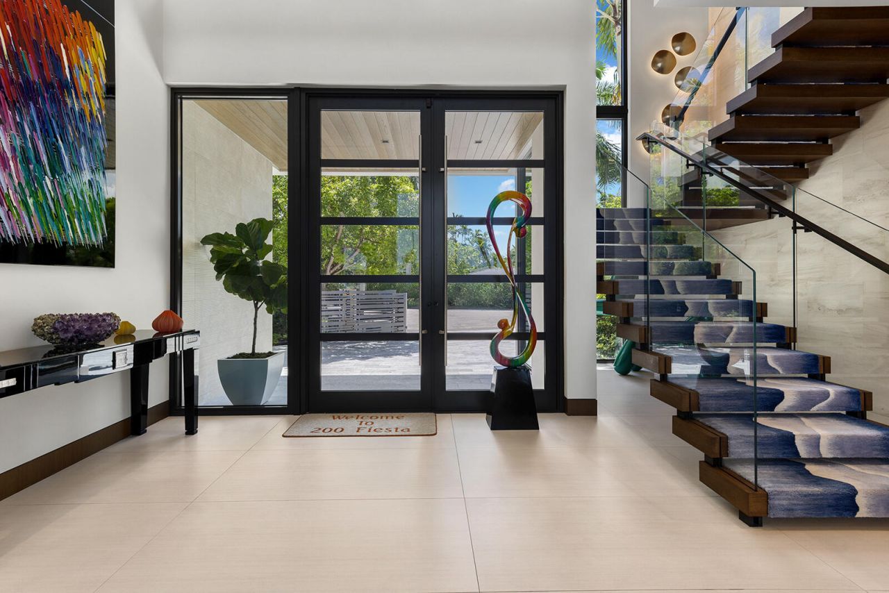 200 Fiesta Way, Fort Lauderdale, FL 33301 Photo