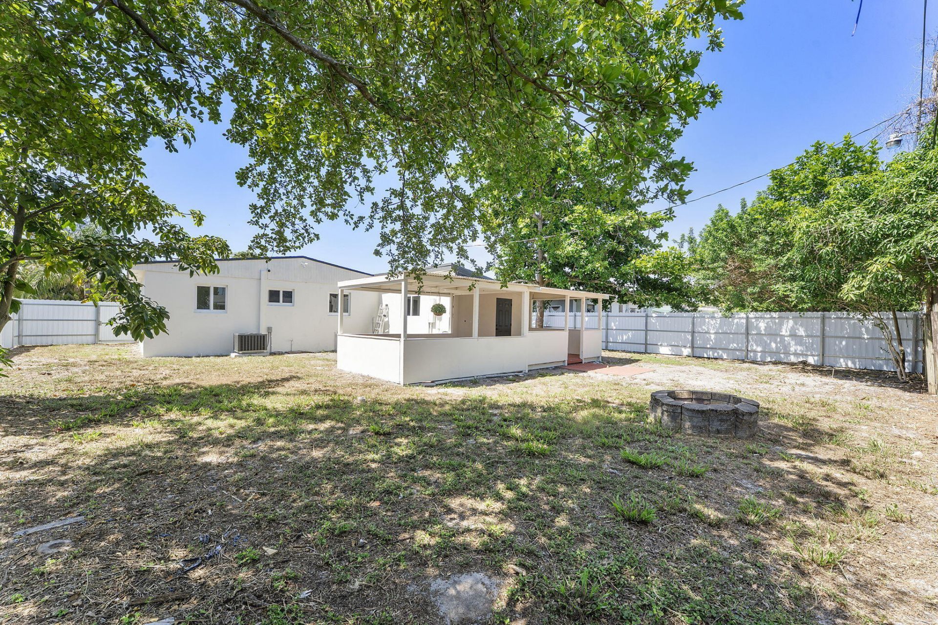 416 Tuskegee Drive, Lake Worth, FL 33462 Photo