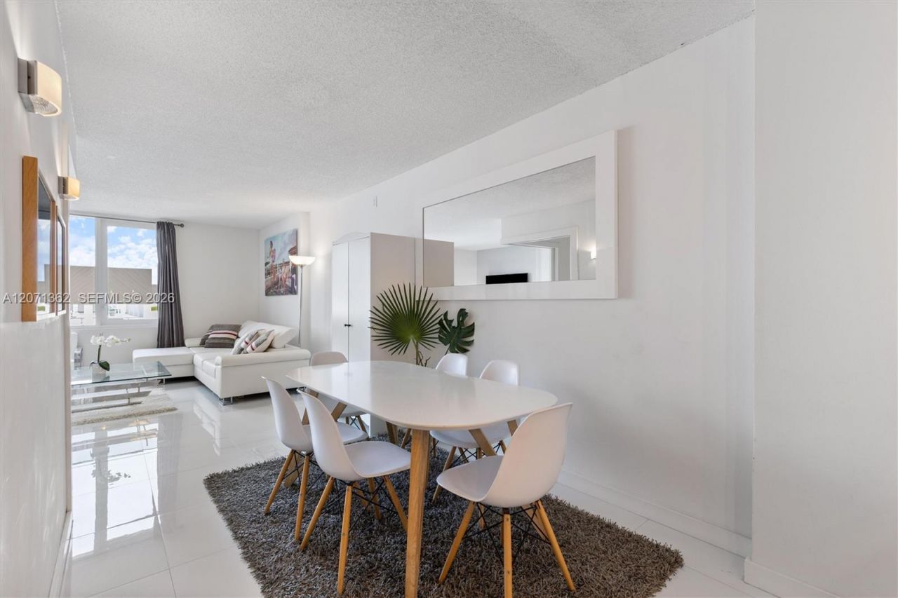2301 Collins Ave, Unit 931, Miami Beach, FL 33139 Photo