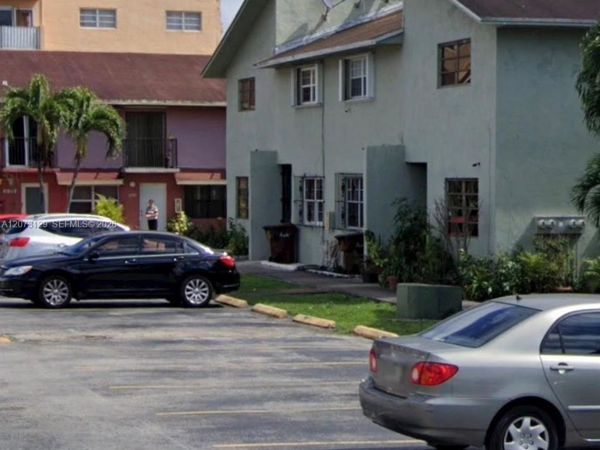 6941 W 7th Ave , Unit 10, Hialeah, FL 33014