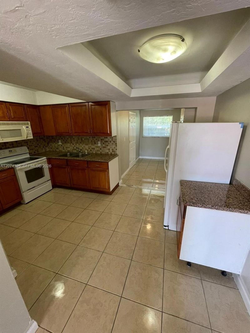 1567 NW 60th Ave , Unit G, Sunrise, FL 33313 Photo