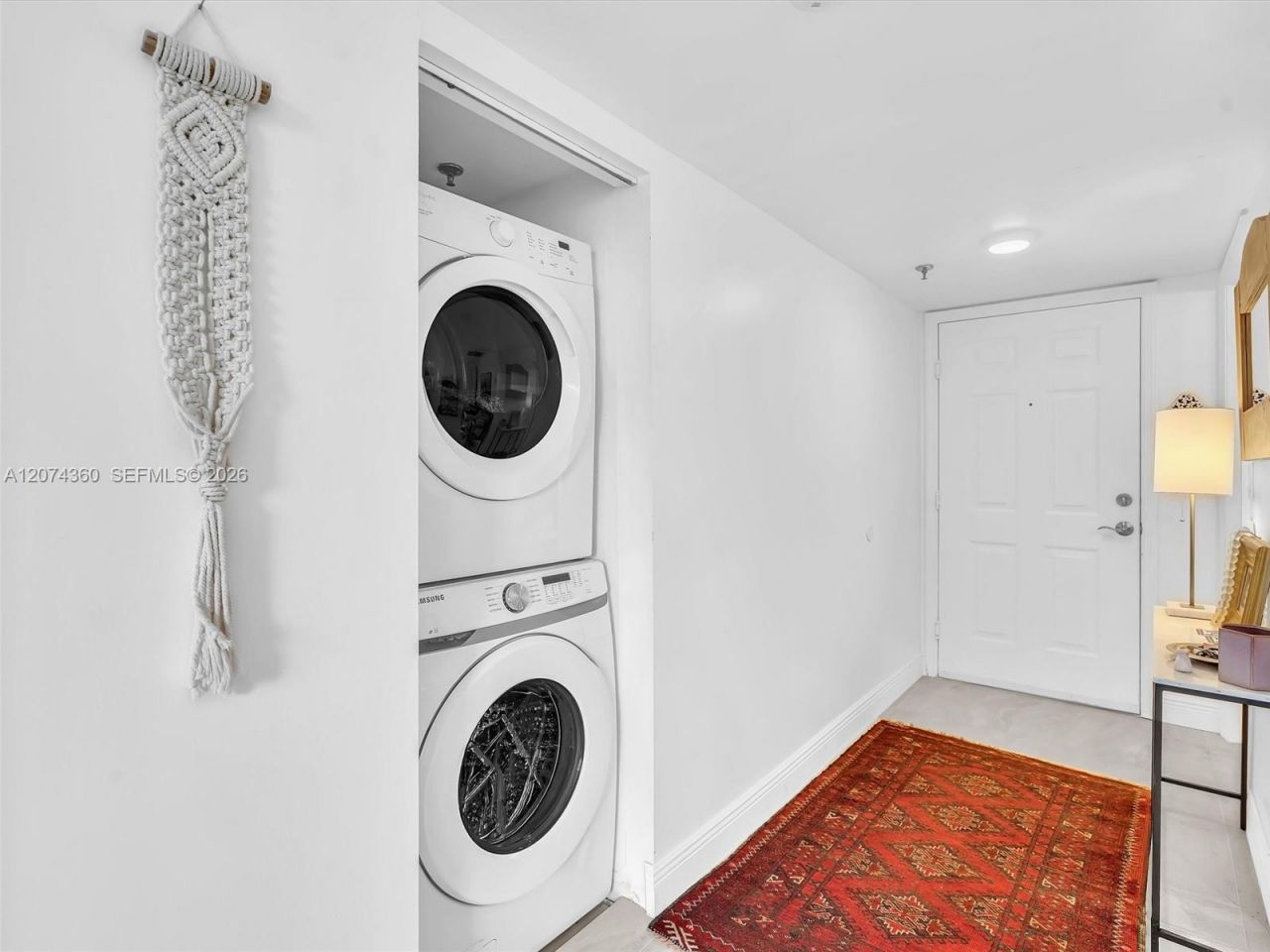 1621 Bay Rd, Unit 408, Miami Beach, FL 33139 Photo