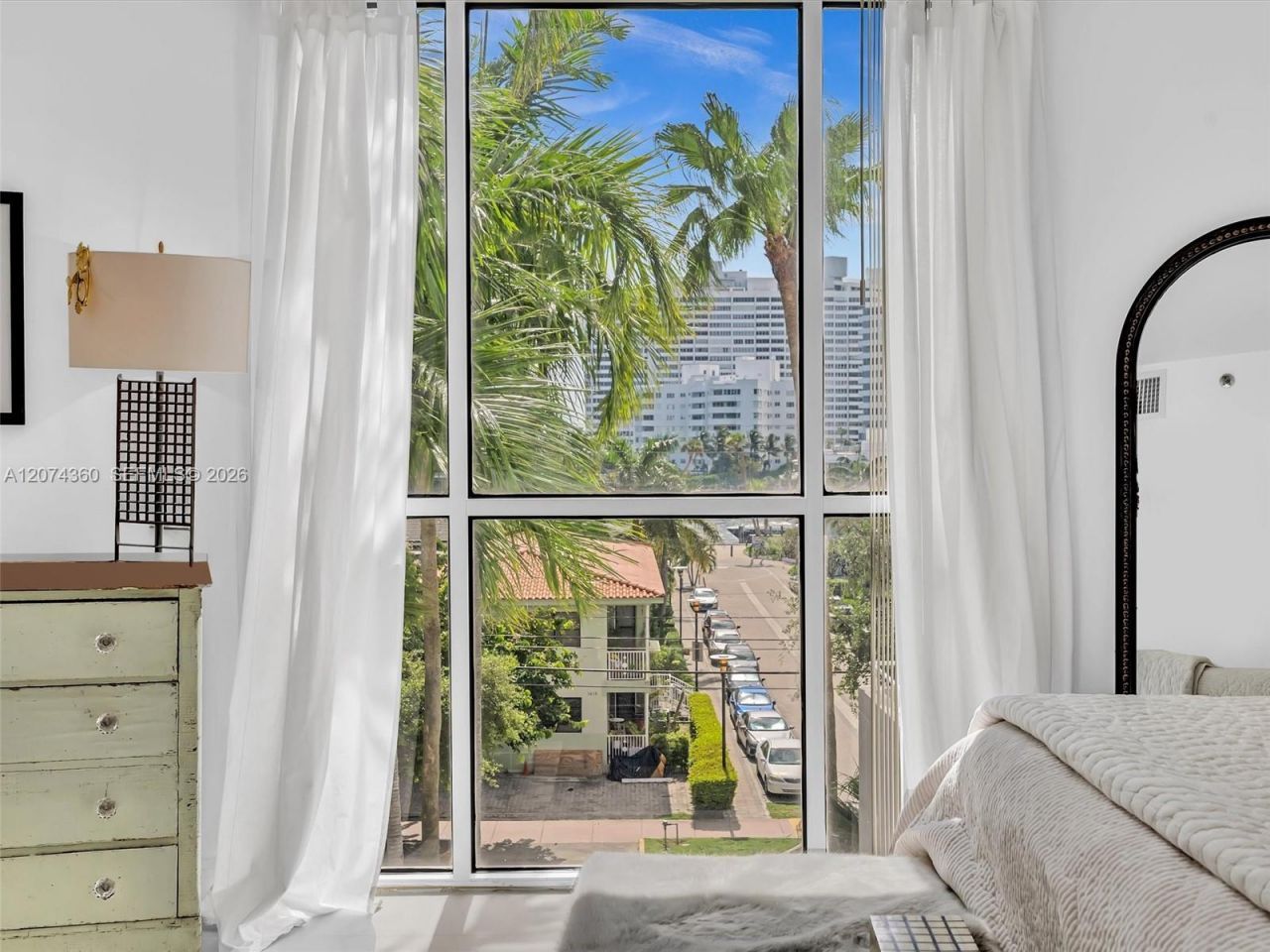 1621 Bay Rd, Unit 408, Miami Beach, FL 33139 Photo