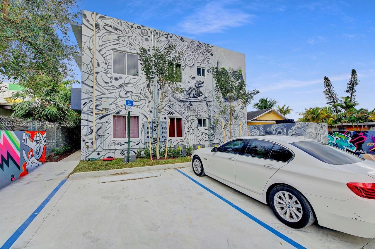 346 NW 35th St , Unit 3, Miami, FL 33127 Photo