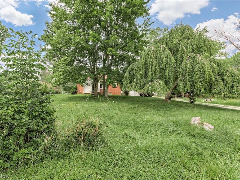 16725 Findlay Street, Chagrin Falls, OH 44023 Photo 10