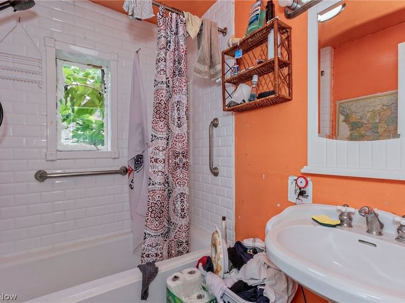 16725 Findlay Street, Chagrin Falls, OH 44023 Photo 22
