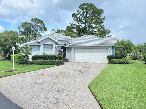 417 ISLAMORADA BOULEVARD , PUNTA GORDA, FL 33955