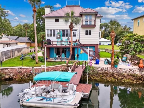 1424 SE 5TH AVENUE , CRYSTAL RIVER, FL 34429