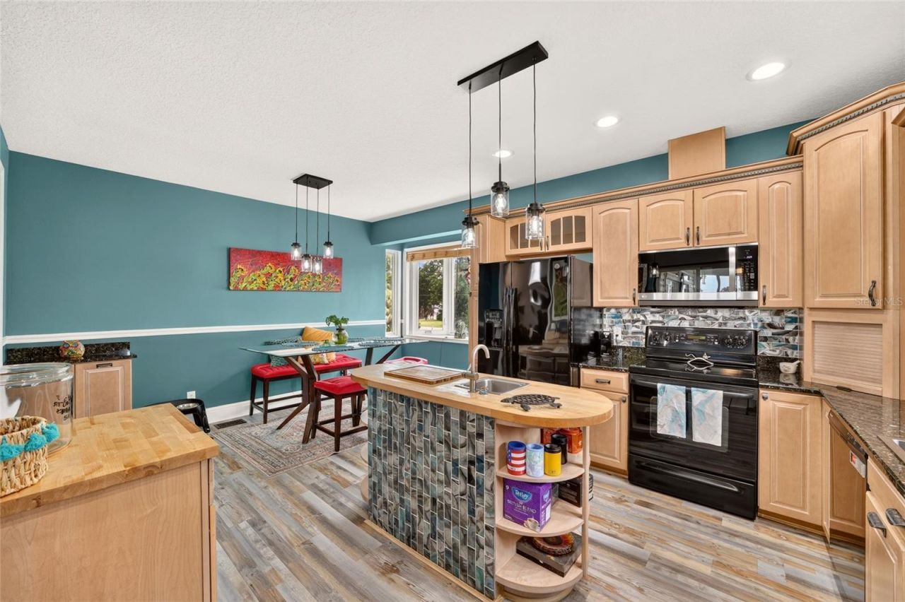 1424 SE 5th Avenue, Crystal River, FL 34429 Photo