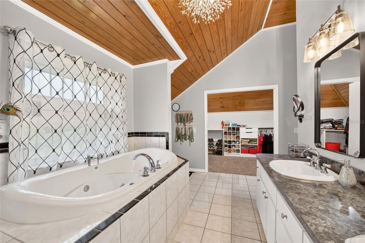 1424 SE 5th Avenue, Crystal River, FL 34429 Photo