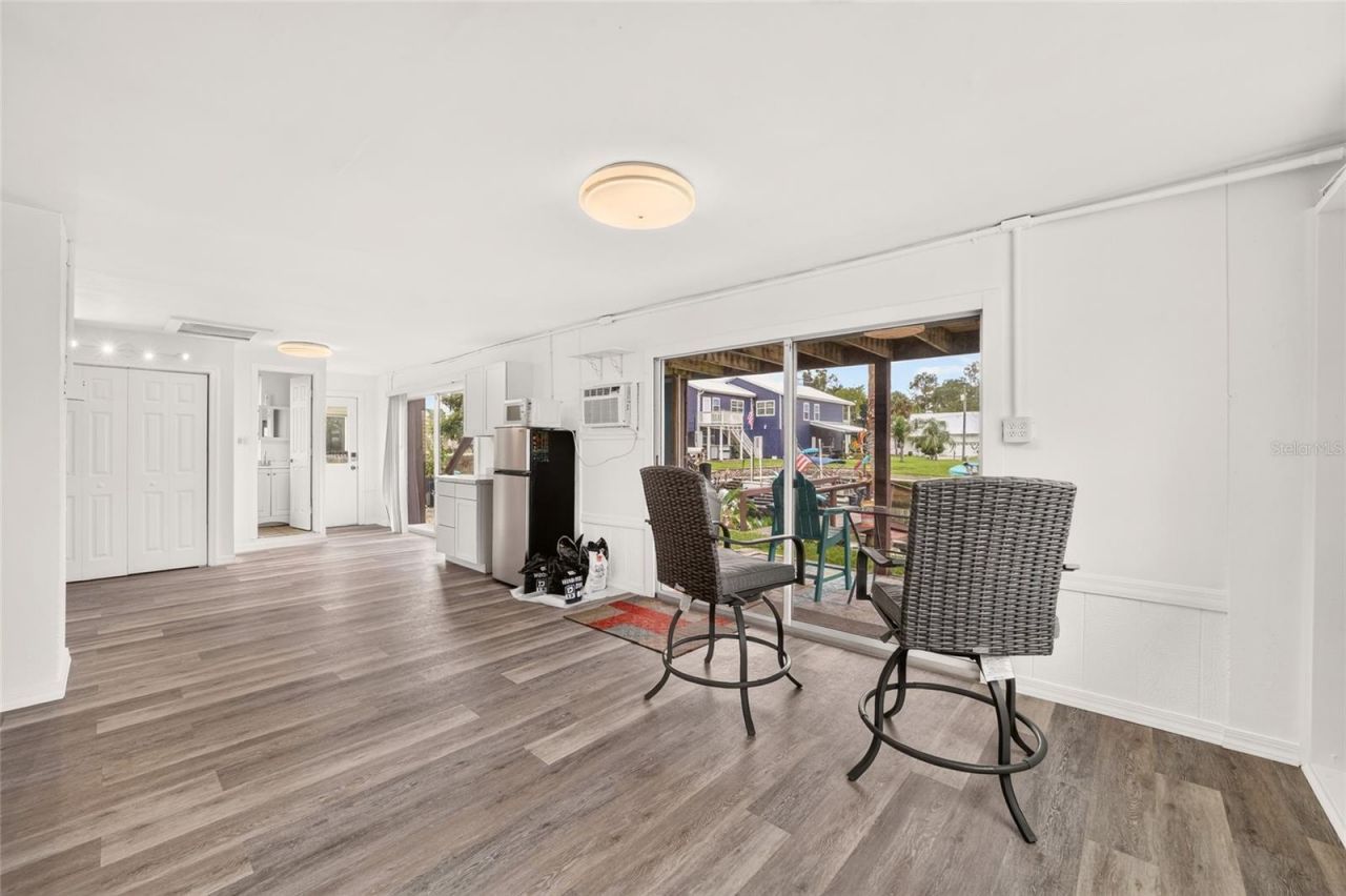 1424 SE 5th Avenue, Crystal River, FL 34429 Photo