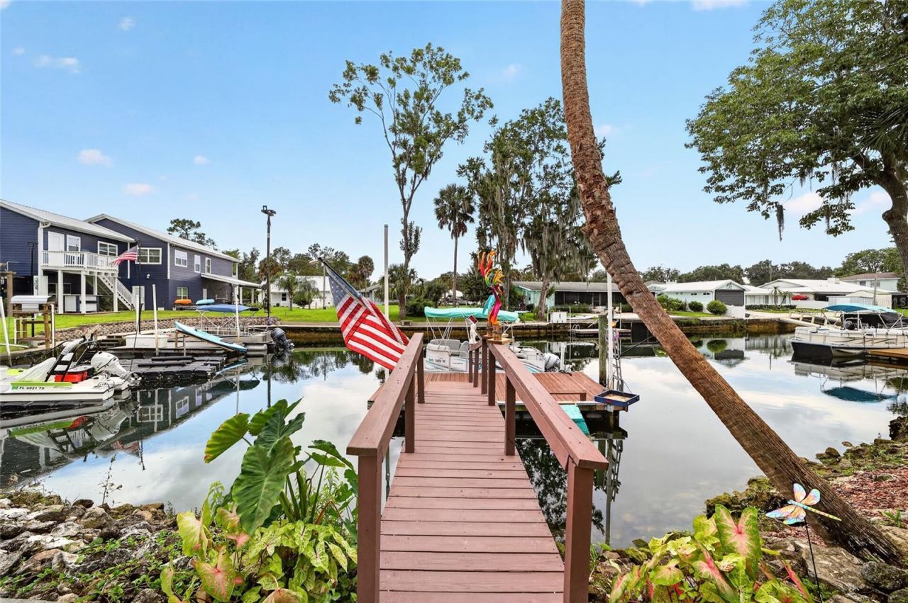 1424 SE 5th Avenue, Crystal River, FL 34429 Photo