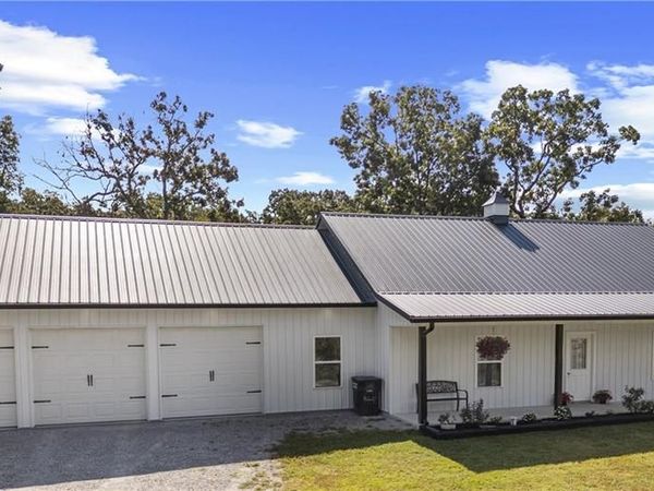 22355 S 1525 Road, Nevada, MO 64772