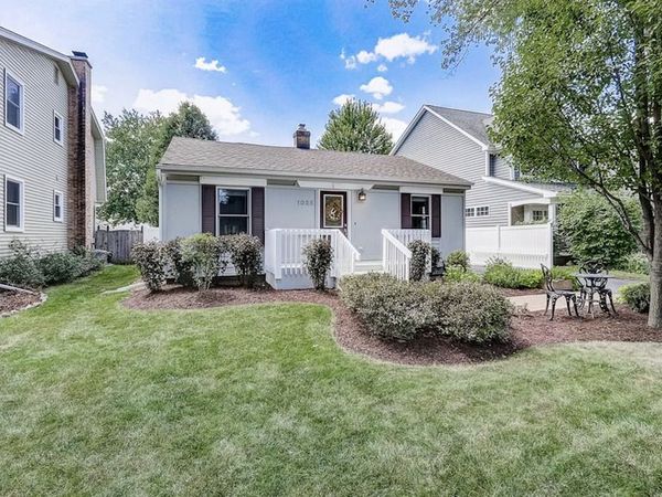 1025 N Main Street , Naperville, IL 60563