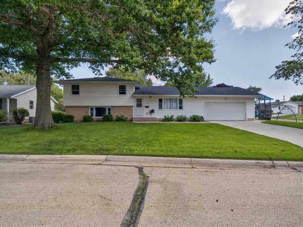 2909 16th Street, Monroe, WI 53566