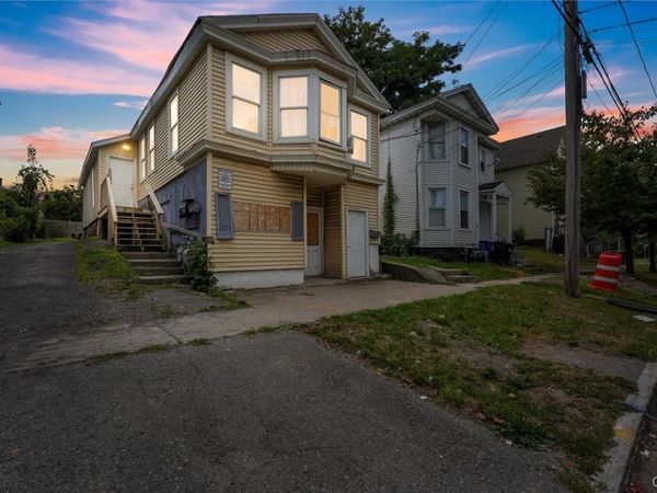 249 Lilac Street, Syracuse, NY 13208