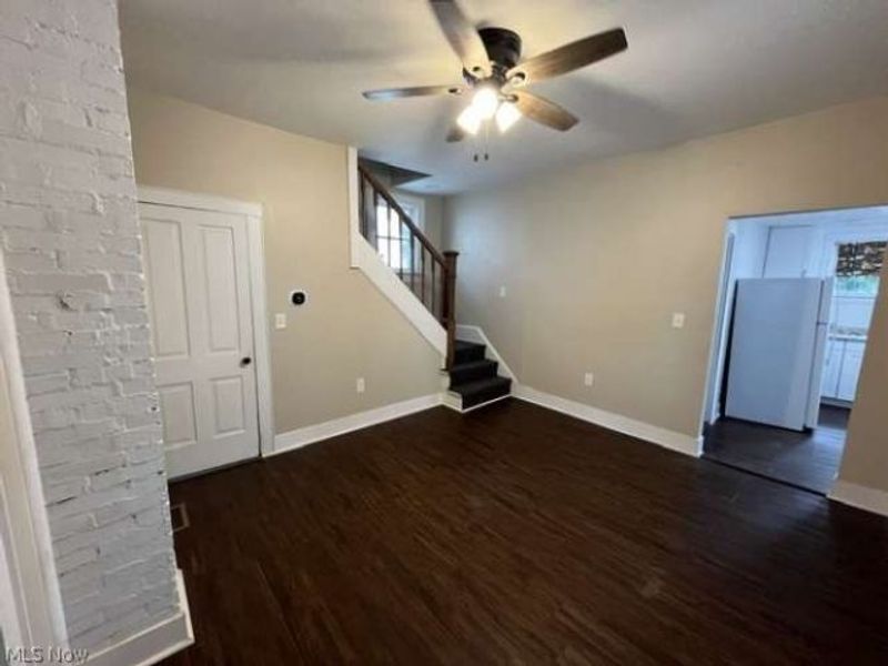 382 Kling Street, Akron, OH 44311 Photo 2