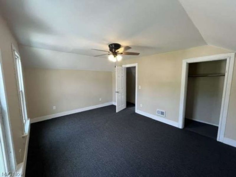 382 Kling Street, Akron, OH 44311 Photo 8