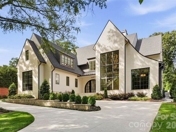 2610 Sedley Road , Charlotte, NC 28211