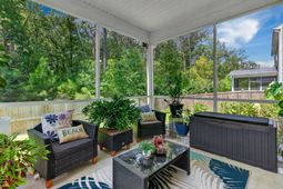 8805 Citronella Way photo 4