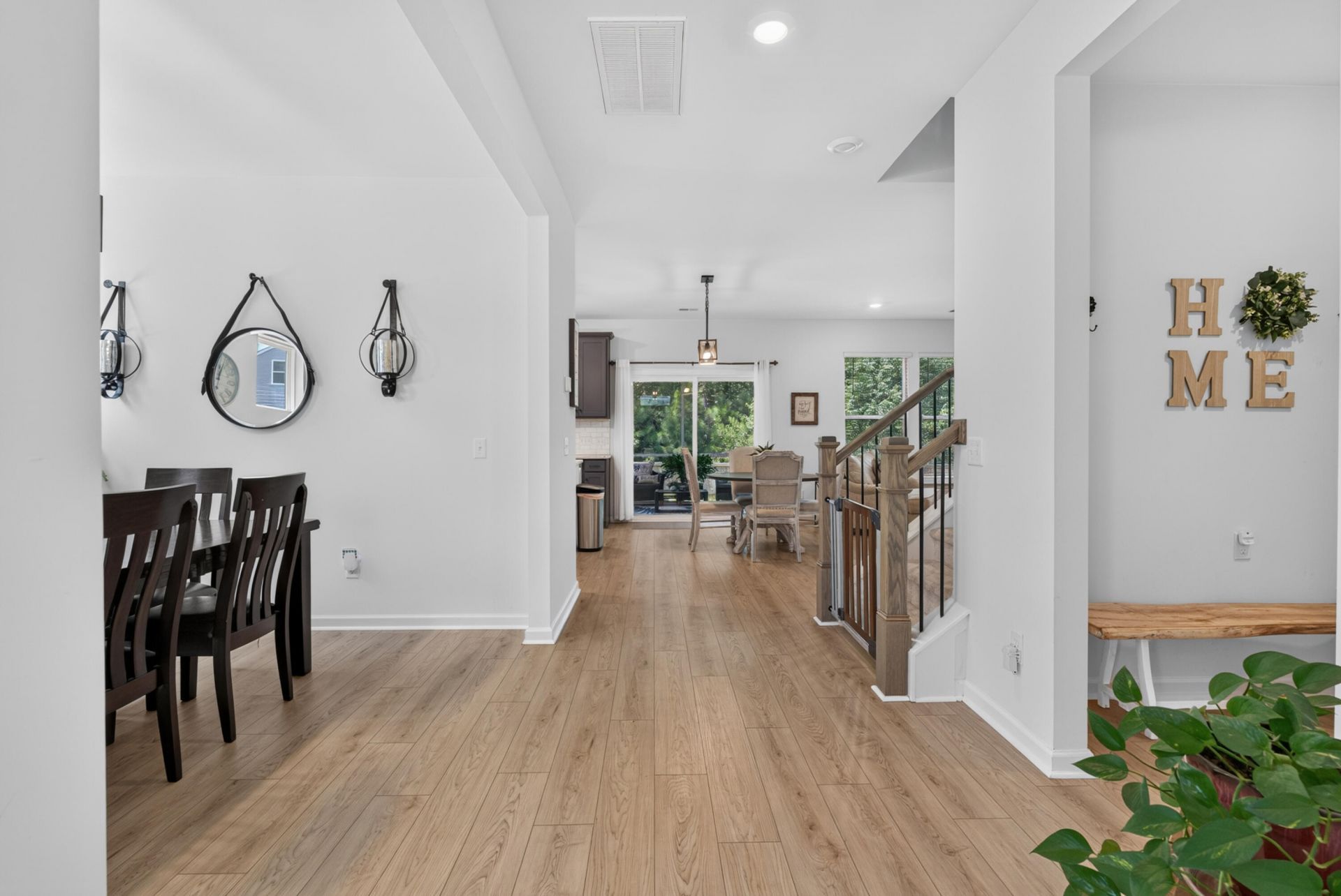8805 Citronella Way Photo 8
