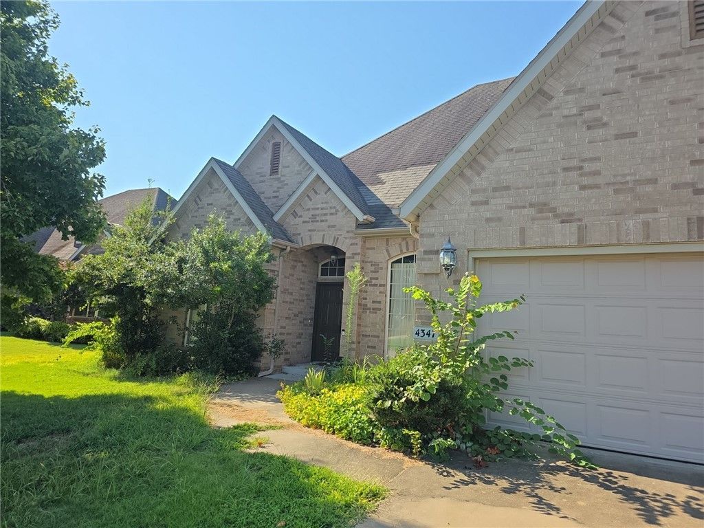 4347 E Oakmont Drive, Fayetteville, AR 72701 Main Photo