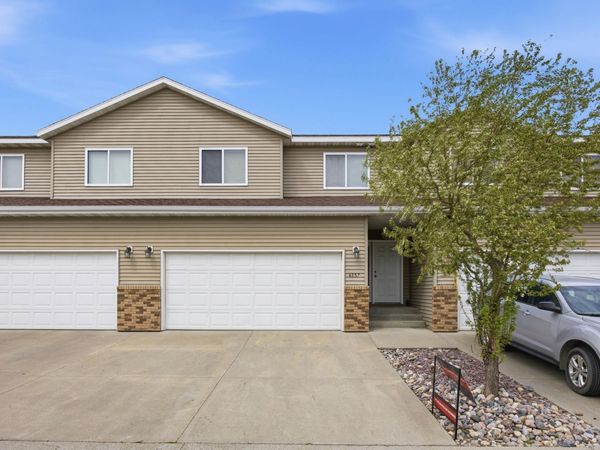 4257 Estate Drive S, Fargo, ND 58104