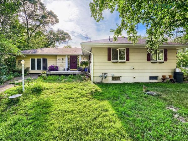 37082 Falcon Avenue, North Branch, MN 55056
