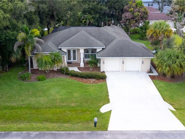 2108 Winding Creek Lane, Fort Pierce, FL 34981