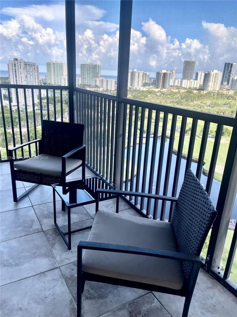 20379 W Country Club Dr, Unit 2433, Aventura, FL 33180 Photo