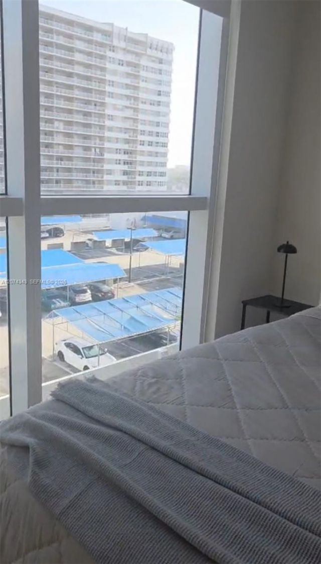 1945 S Ocean Dr , Unit 702, Hallandale Beach, FL 33009 Photo