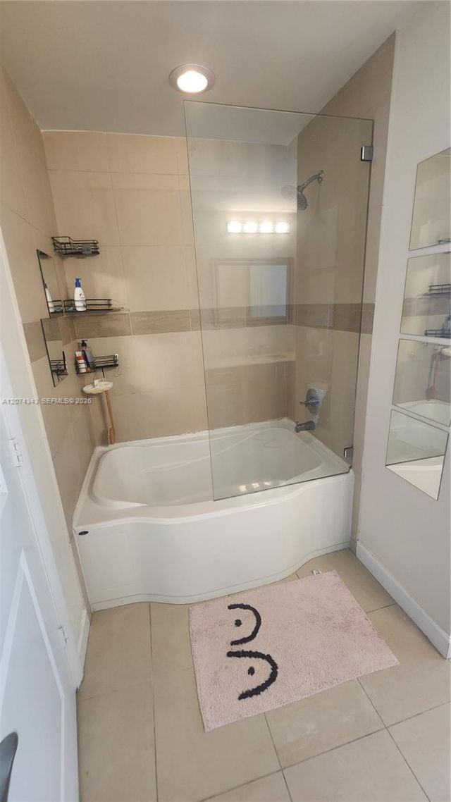 1945 S Ocean Dr , Unit 702, Hallandale Beach, FL 33009 Photo