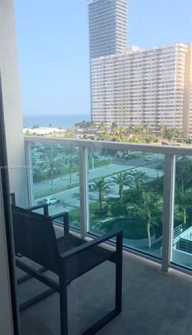 1945 S Ocean Dr , Unit 702, Hallandale Beach, FL 33009 Photo