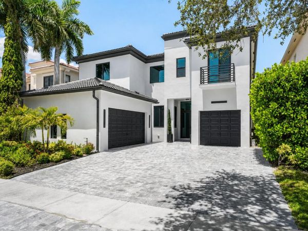 17931 LAKE AZURE Way, Boca Raton, FL 33496