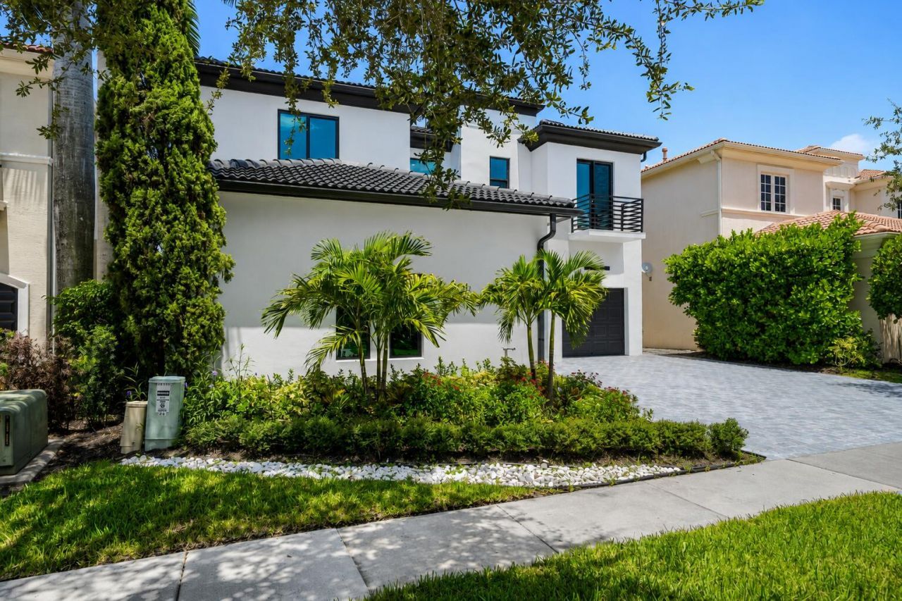 17931 Lake Azure Way, Boca Raton, FL 33496 Photo