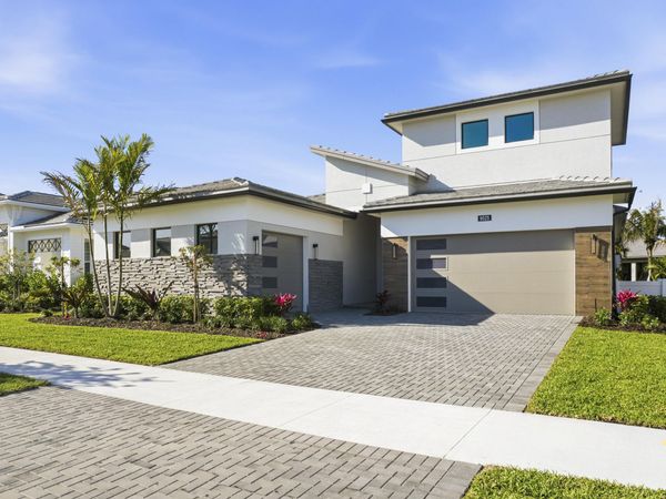 9525 St Germain Drive, Palm Beach Gardens, FL 33412