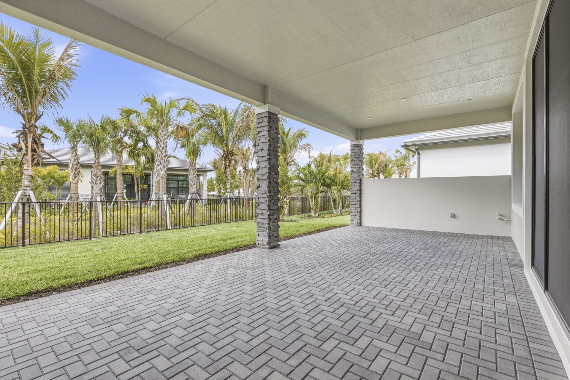 9525 St Germain Drive, Palm Beach Gardens, FL 33412 Photo