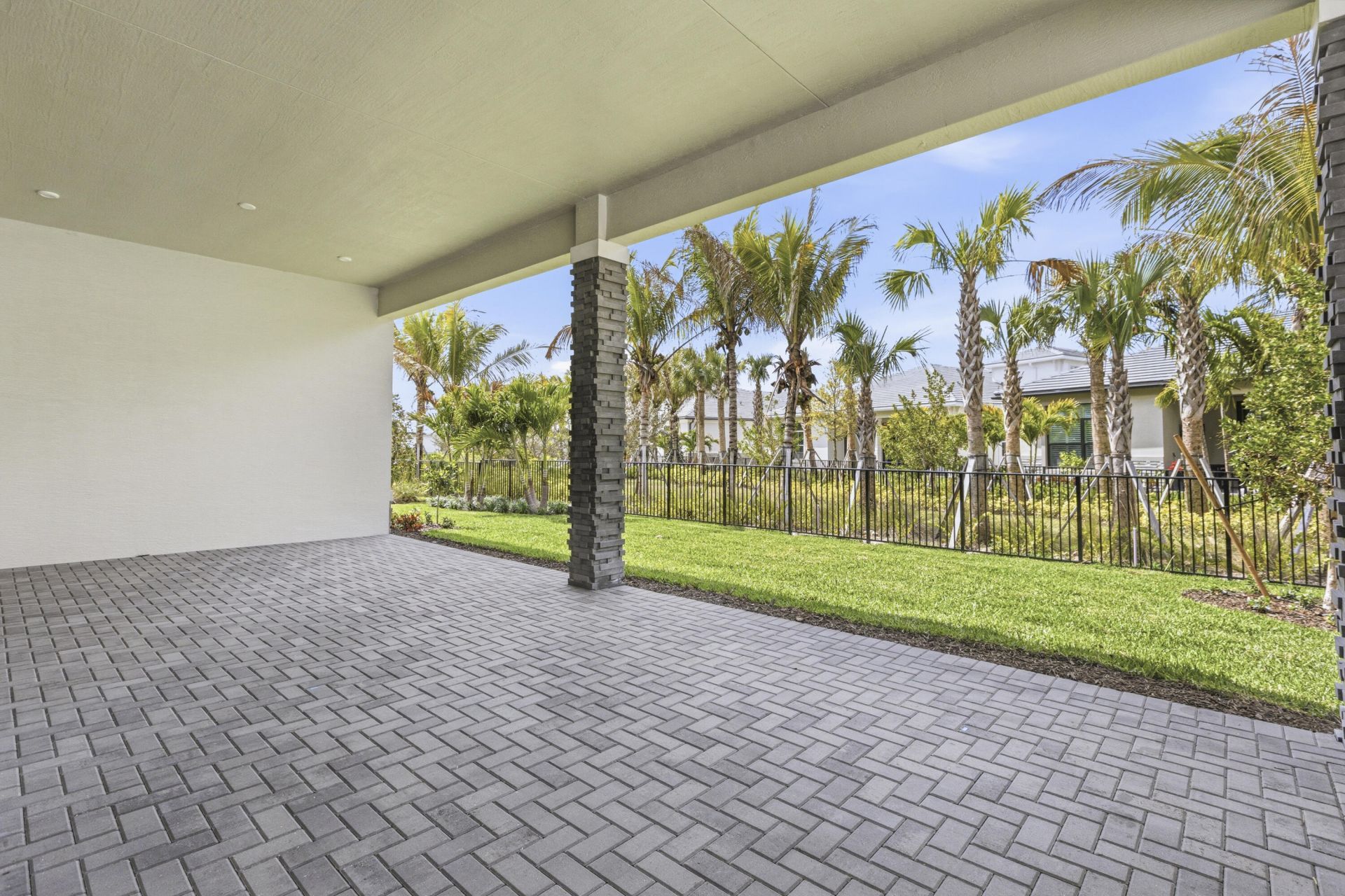 9525 St Germain Drive, Palm Beach Gardens, FL 33412 Photo