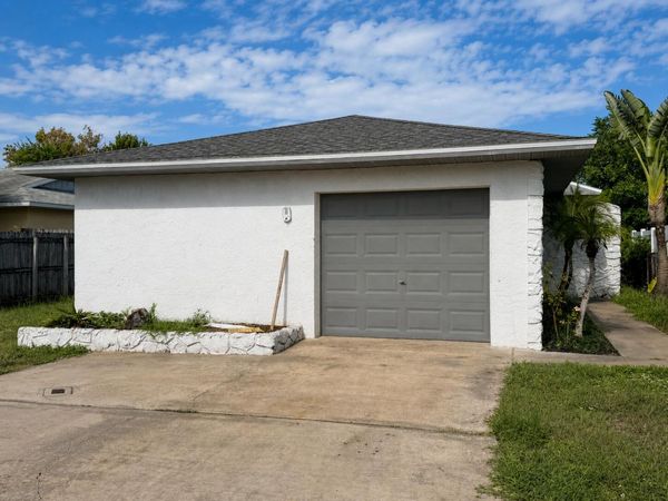 135 S Kenneth Court, Merritt Island, FL 32952