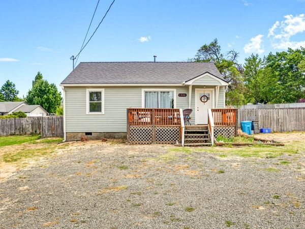 1340 E Main Street, Ashland, OR 97520