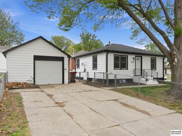 3800 N 11th Street, Lincoln, NE 68521
